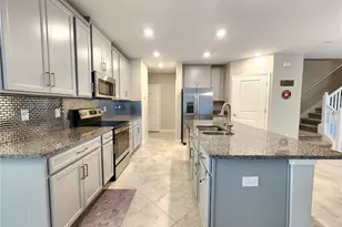 17009 Clear Cork Dr, Wimauma, FL 33598 - Photo 6