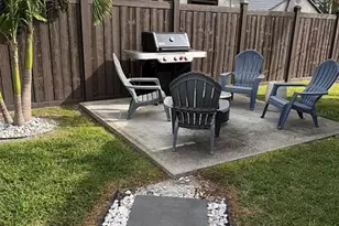 1359 40th Ave NE, Saint Petersburg, FL 33703 - Photo 16