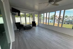 1359 40th Ave NE, Saint Petersburg, FL 33703 - Photo 14