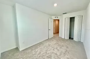 36113 Risa Michele St, Zephyrhills, FL 33541 - Photo 10