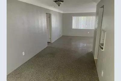 428 90th Avenue, Saint Pete Beach, FL 33706 - Photo 4