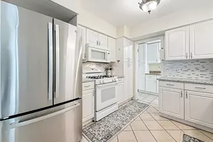 7210 Danbury Way, Clearwater, FL 33764 - Photo 10
