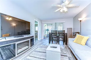 13870 Oakwood Ln, Seminole, FL 33776 - Photo 12