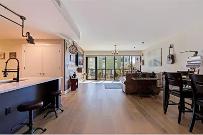 199 Dali Boulevard #402, Saint Petersburg, FL 33701 - Photo 6