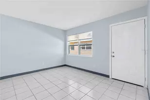 140 112th Ave N, Saint Petersburg, FL 33716 - Photo 4