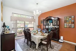 1619 Palace Ct, Valrico, FL 33594 - Photo 8