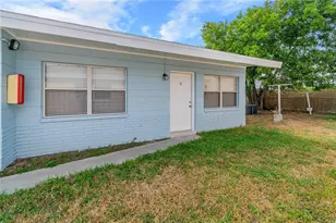 140 112th Ave N, Saint Petersburg, FL 33716 - Photo 1