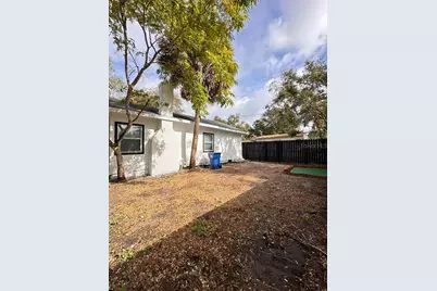 2100 Auburn Street S, Saint Petersburg, FL 33712 - Photo 14