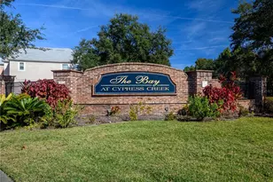 26546 Castleview Way, Wesley Chapel, FL 33544 - Photo 2