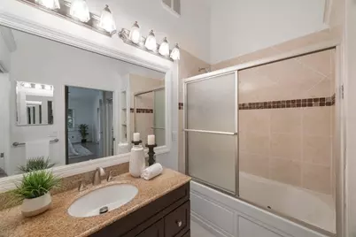 842 Amelia Court NE, Saint Petersburg, FL 33702 - Photo 24