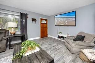 8920 109th Ln, Seminole, FL 33772 - Photo 6