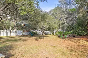 8412 Christopher Ln, Weeki Wachee, FL 34613 - Photo 18