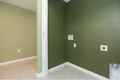 5358 Woodridge Lane, Spring Hill, FL 34609 - Photo 14