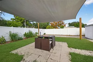 6501 Livingston Ave N, Saint Petersburg, FL 33702 - Photo 22