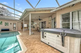 2387 Hillcreek Cir E, Clearwater, FL 33759 - Photo 46