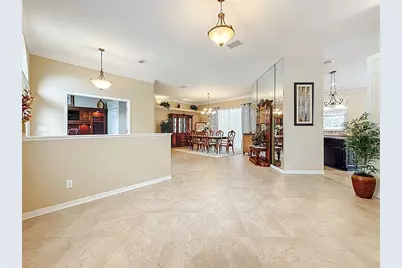 2387 Hillcreek Circle E, Clearwater, FL 33759 - Photo 10