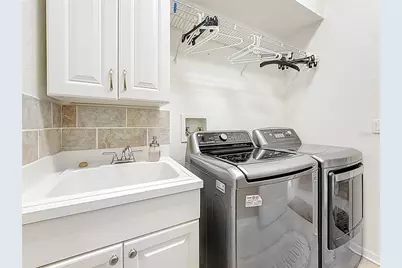 2387 Hillcreek Circle E, Clearwater, FL 33759 - Photo 42