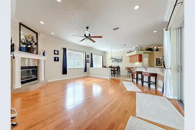 2387 Hillcreek Circle E, Clearwater, FL 33759 - Photo 32