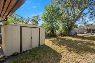 6406 N 24th St, Tampa, FL 33610 - Photo 28