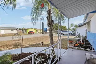 3518 Oxford Dr, Holiday, FL 34691 - Photo 6