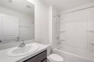 7575 Sail Clover Ln, Zephyrhills, FL 33540 - Photo 12