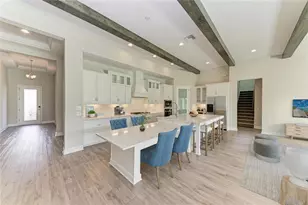 10073 Meadowrun Dr, Lithia, FL 33547 - Photo 2