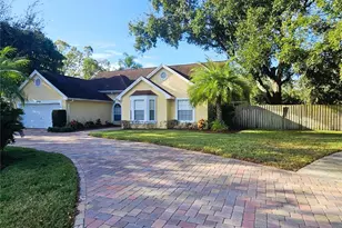 14504 Brambie Ct, Tampa, FL 33624 - Photo 2