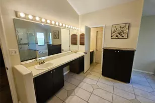 14504 Brambie Ct, Tampa, FL 33624 - Photo 22