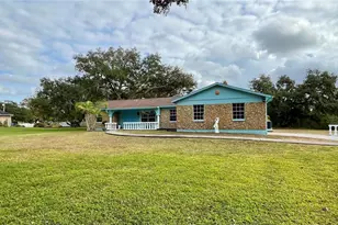 6604 Flicker Ct, Seffner, FL 33584 - Photo 1