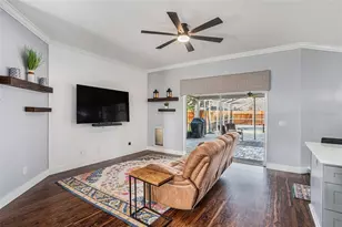 2846 Duncan Tree Cir, Valrico, FL 33594 - Photo 10