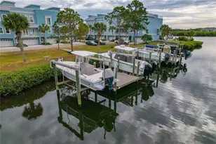 1197 Flying Fish Ln, Tarpon Springs, FL 34689 - Photo 92