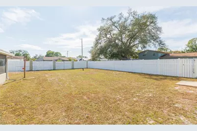 6710 Mornay Circle, Tampa, FL 33615 - Photo 40