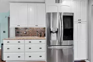 6041 65th Ave N, Pinellas Park, FL 33781 - Photo 10