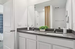 4266 Sand Dollar Wy, Zephyrhills, FL 33541 - Photo 32