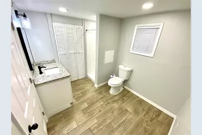 18107 Lake Front Drive, Lutz, FL 33548 - Photo 14