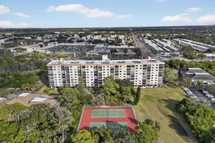 5400 Park St N, Saint Petersburg, FL 33709 - Photo 40