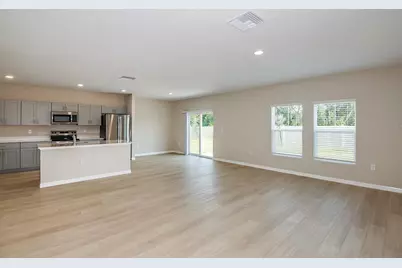 36996 Sagemoor Drive, Zephyrhills, FL 33541 - Photo 8