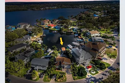 110 Carlyle Circle, Palm Harbor, FL 34683 - Photo 2