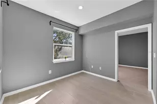 2010 E Palm Ave, Tampa, FL 33605 - Photo 16