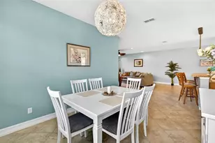 15652 Aurora Lake Cir, Wimauma, FL 33598 - Photo 14