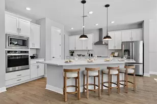 810 32nd Ave N, Saint Petersburg, FL 33704 - Photo 14