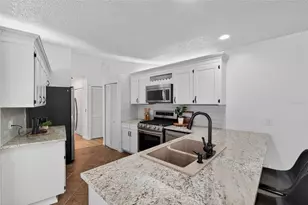 1609 Shady Leaf Dr, Valrico, FL 33596 - Photo 20