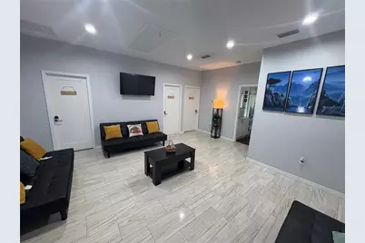 3715 Valley Tree Drive, Tampa, FL 33610 - Photo 6