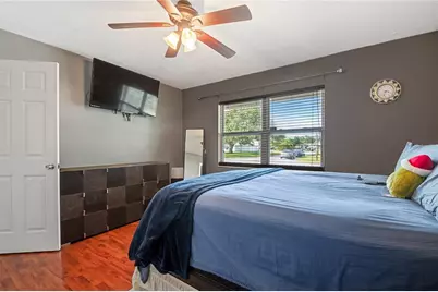 4389 Trout Drive SE, Saint Petersburg, FL 33705 - Photo 22