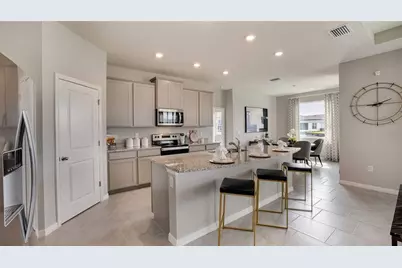 2200 Sienna Spruce Street, Wesley Chapel, FL 33543 - Photo 4