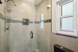 2015 Ronald Cir, Seffner, FL 33584 - Photo 12