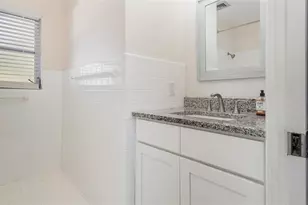 29 Golfview Cir NE, Winter Haven, FL 33881 - Photo 12