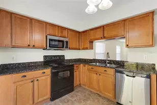 25837 Crippen Dr, Land O Lakes, FL 34639 - Photo 14
