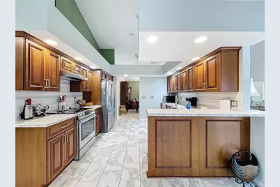 9276 Ashley Drive, Weeki Wachee, FL 34613 - Photo 12