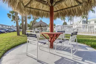 5246 81st St N, Saint Petersburg, FL 33709 - Photo 56